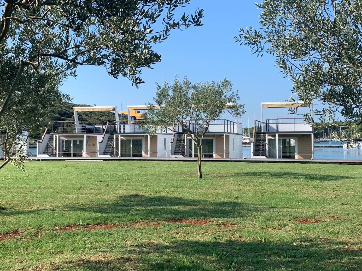 Floating House - Arena 2 Villa Pula Exteriör bild